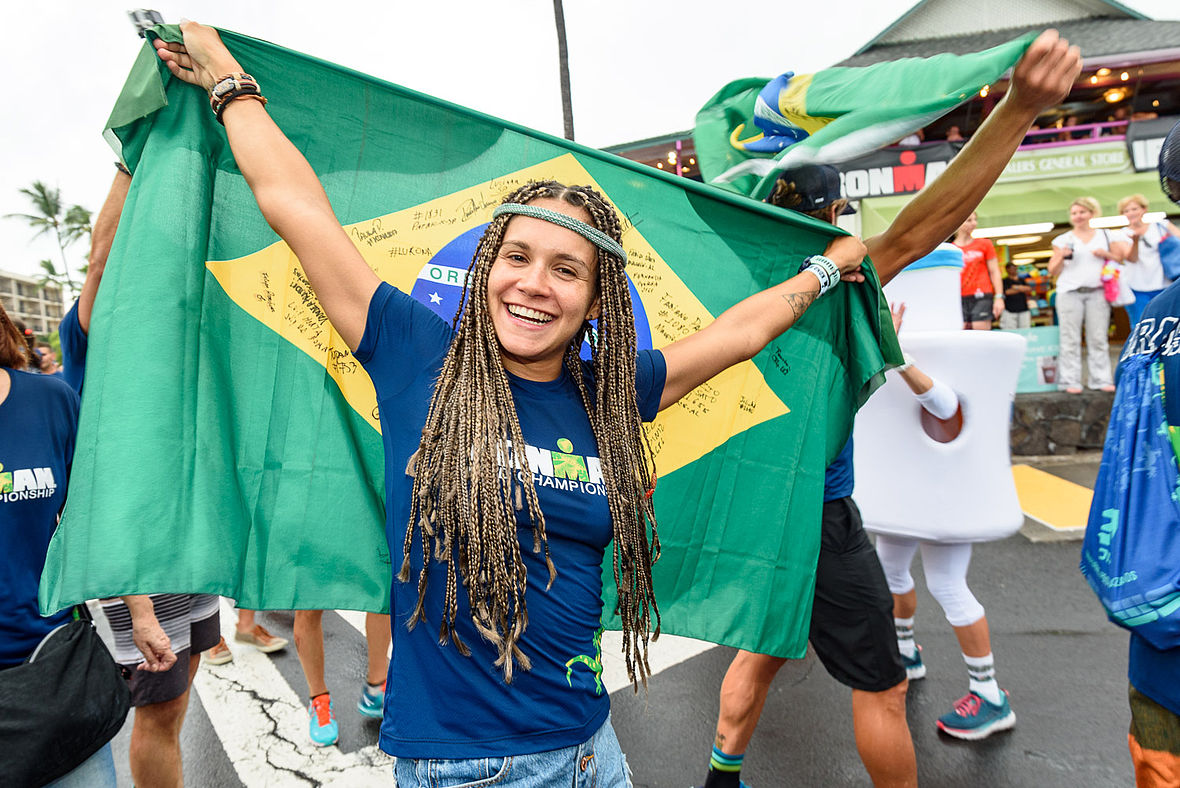 Brasilien sorgt für Samba-Gefühl bei der Nationenparade