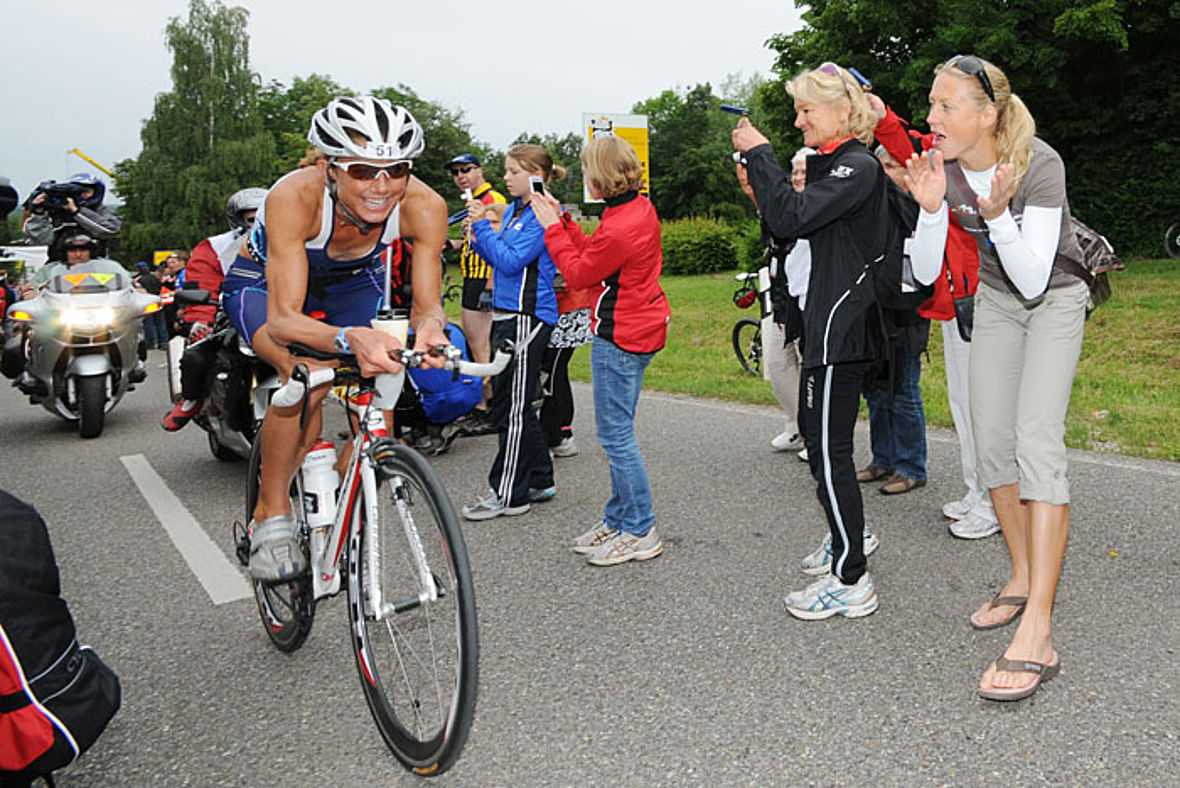 2009: - Chrissie Wellington - erster Start, erster Sieg mit Kursrekord