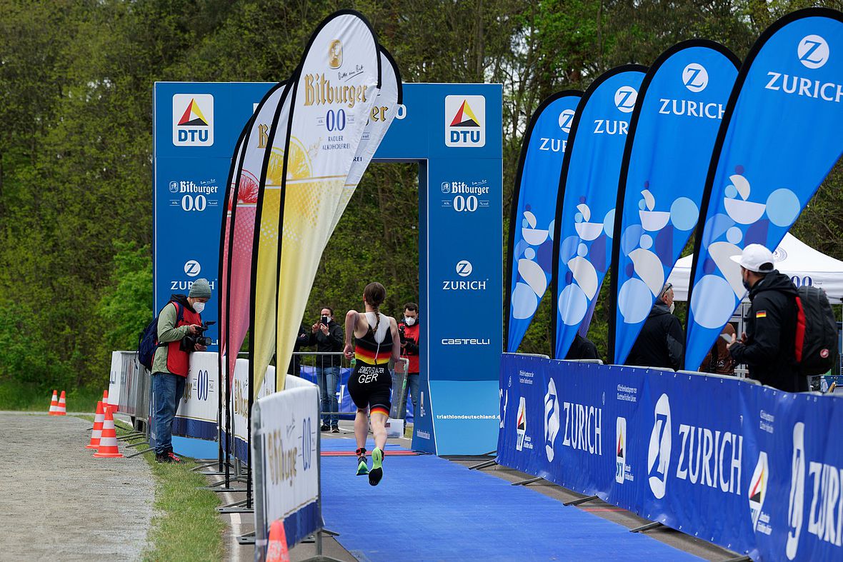 Für Marlene Gomez-Islinger wird es in 22:19,3 min der vierte Platz