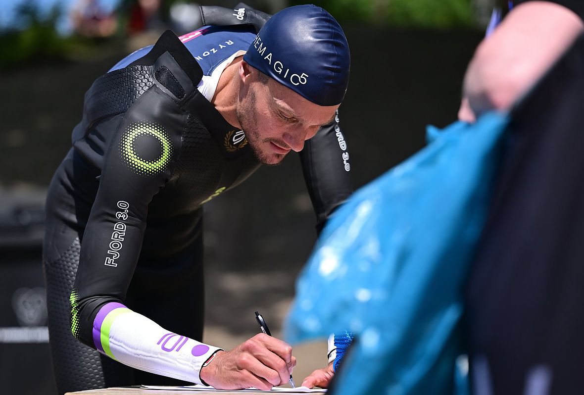 Ausnahmsweise mal kein Autogramm - Einschreiben für den Trainingsswim