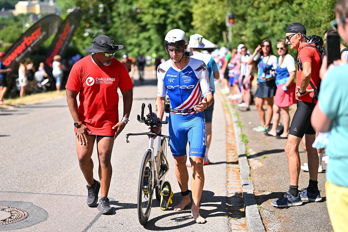 Andrew "Starky" Starykowicz ist raus - im Jahr 2015 stellte er mit 4:09:13 einen neuen Rother-Radrekord auf