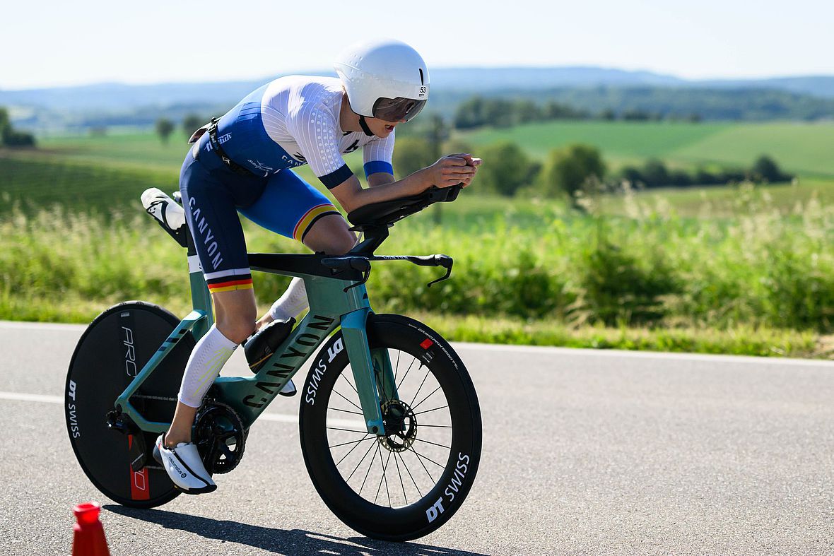 Valentin Wernz - Bikesplit: 2:16:21