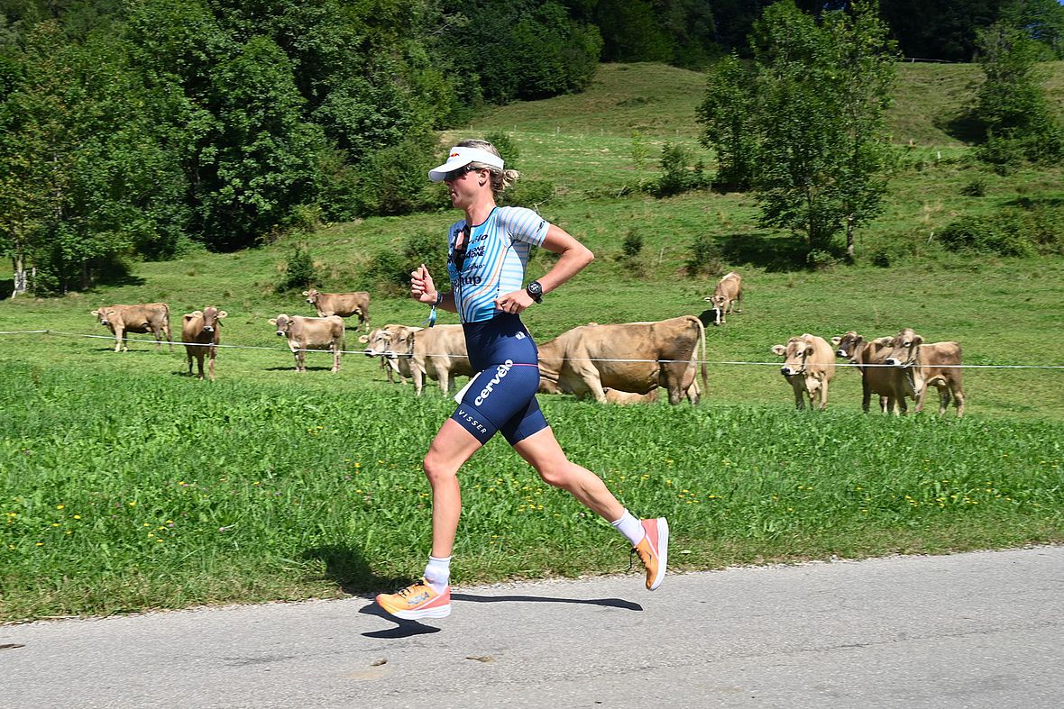 Els Visser auf dem Weg zum ersten Wendepunkt