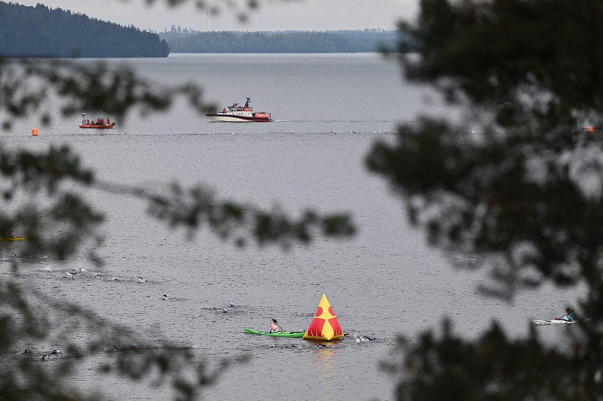 Viel Platz beim Schwimmen im Vesijärvi See