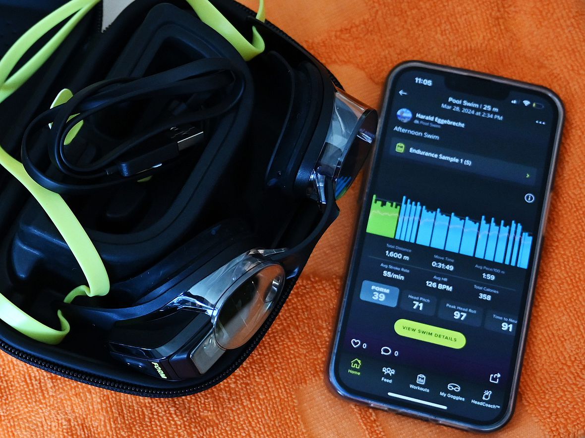 Die FORM Smart Swim 2 Schwimmbrille bringt alle Daten direkt auf die App