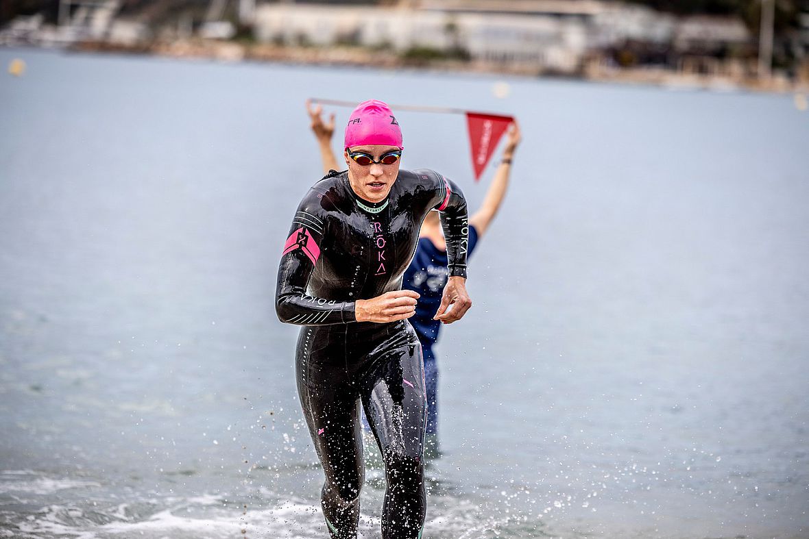 Aneta Grabmüller kommt als Leaderin aus dem Wasser