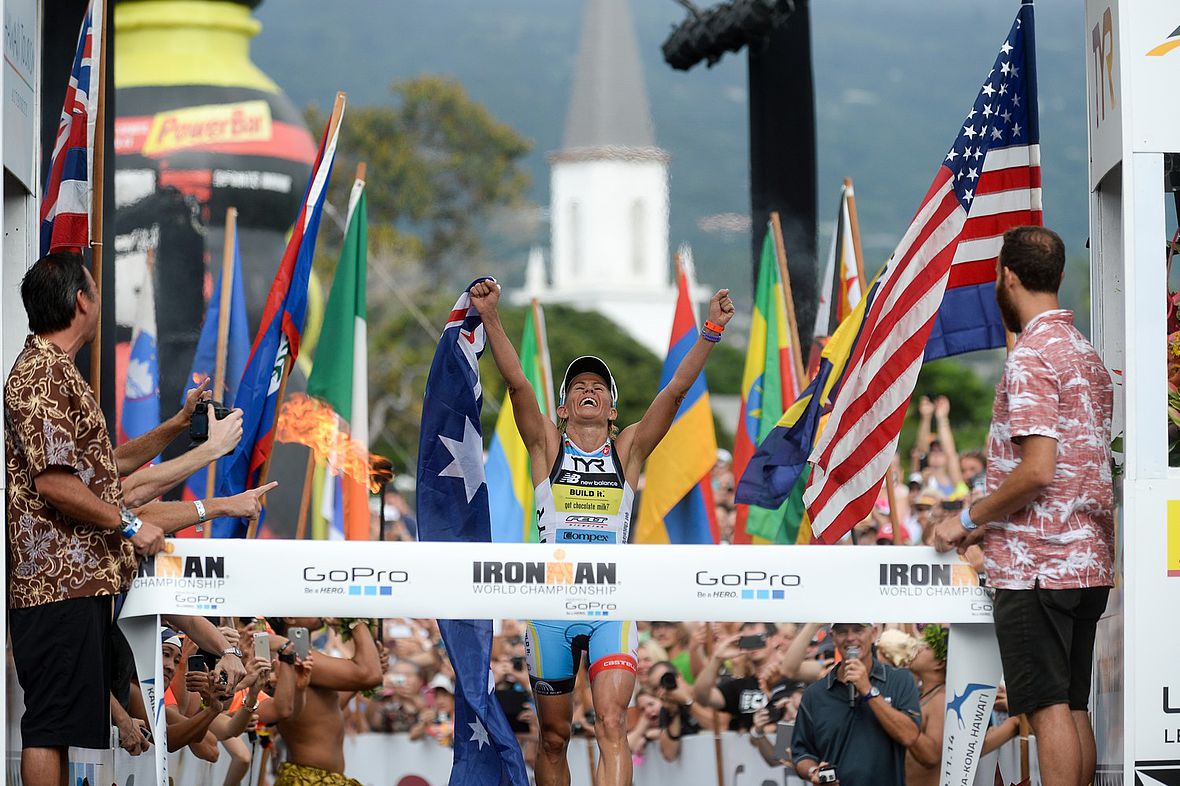 Kona 2014: Mirinda Carfrae triumphiert in 9:00:55 Stunden und krönt sich zum dritten Mal zur Queen of Kona