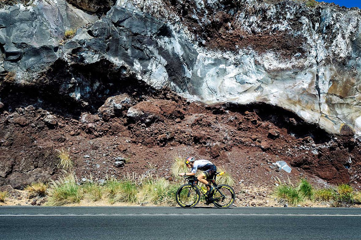 Und schon "fliegt" Sebi zurück in Richtung Kailua-Kona