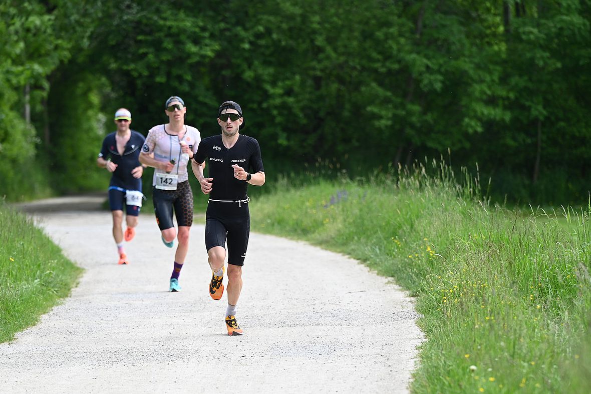 Fight um Rang 2: Felix Hentschel lässt Kilian Bauer stehen