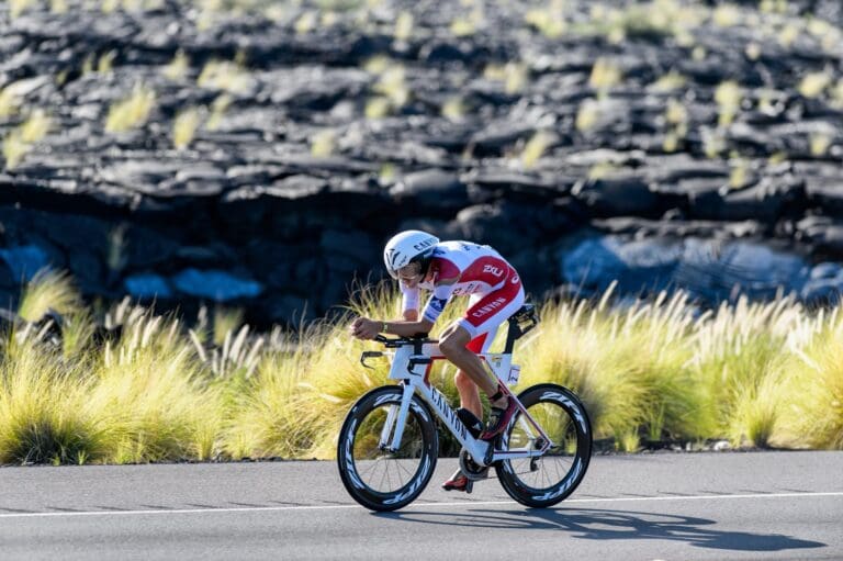 Jan Frodeno: Der Leader auf den ersten Kilometern durch die Lavafelder Big Islands