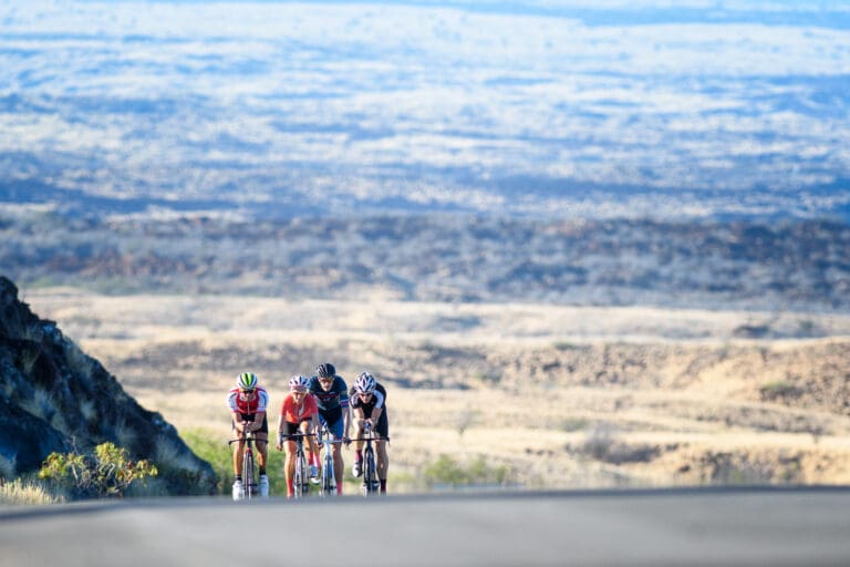 Als Vierergruppe geht es in die Rolling-Hills vor Kawaihae