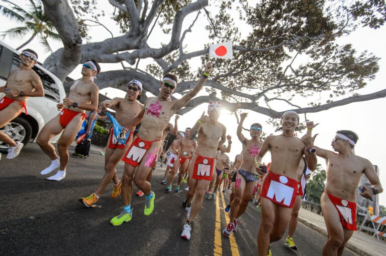 Japaner in ihrer schon traditionellen IM-Underpants-Wear