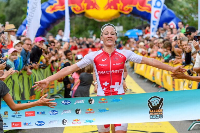 Daniela Ryf gewinnt den Allgäu Classic 2017 in 4:03:35 Stunden