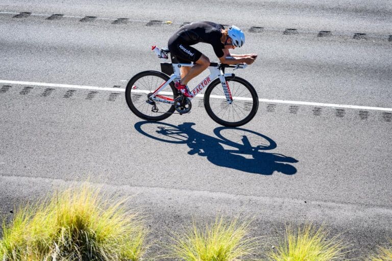 Mit dem Factor Slick ist übrigens auch das Pro Tour Team AG2R LA MONDIALE um Romain Bardet in den Zeitfahren unterwegs