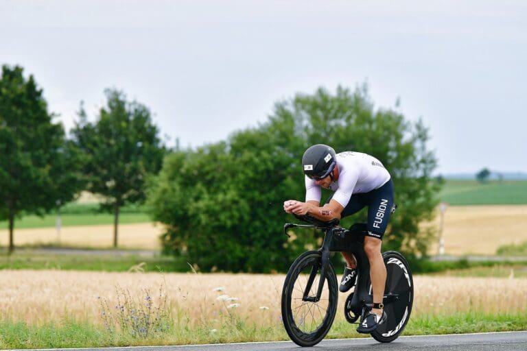 Jesper Svensson lag auf dem Rad für gut 60 Kilometer in Führung