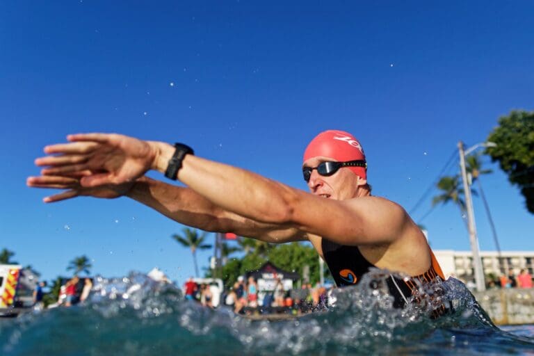 Eintauchen in die Bucht von Kailua-Kona