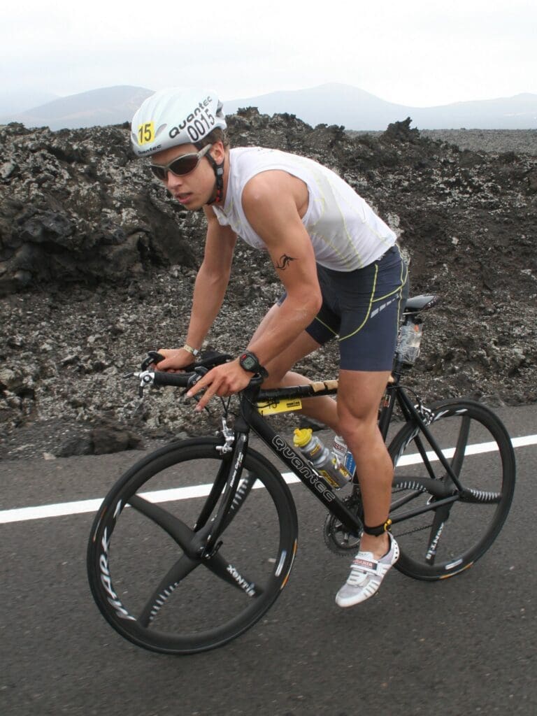 2007: "Bub" Andi Böcherer bei seiner Langdistanz-Premiere - 5. Platz in 9:15:53 Stunden