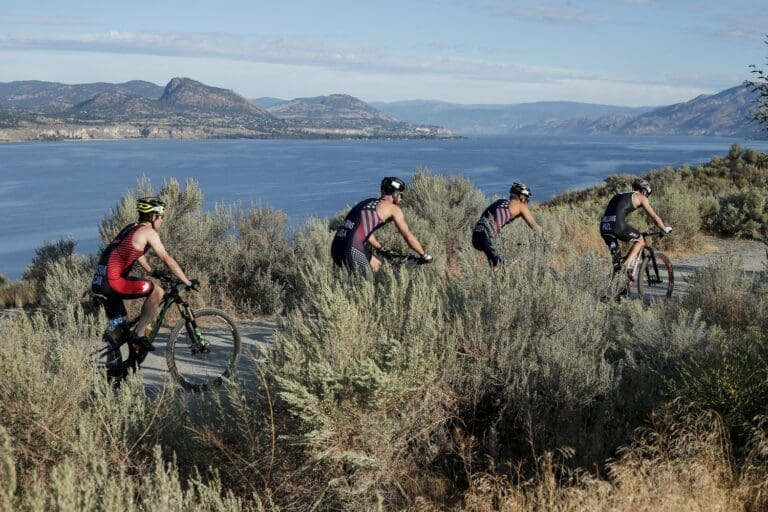 Sightseeing auf dem MTB - der Blick über den Lake Okanagan