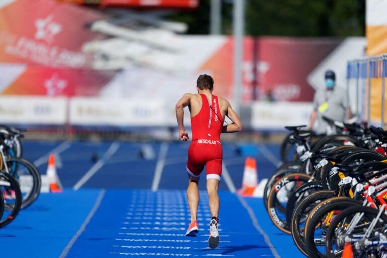 Justus Nieschlag geht als Leader auf die finale Laufstrecke