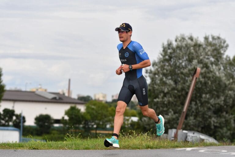 Gustav Iden gewinnt sein Match ebenfalls durch einen starken Lauf