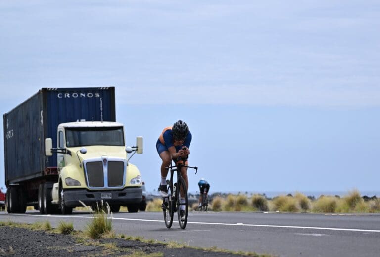 Training auf dem Queen Kaahumanu Highway 19: Einsam ist man eher selten ...