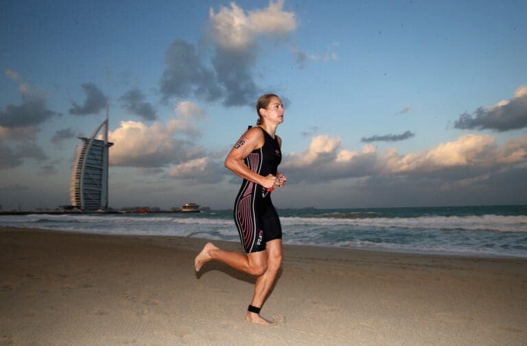 Auf dem Weg in Richtung T1: Die Australierin Renee Baker