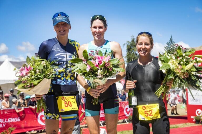 Das Frauenpodium der Challenge Wanaka 2018: Laura Siddall, Annabel Luxford und Amelia Watkinson (v.l.)