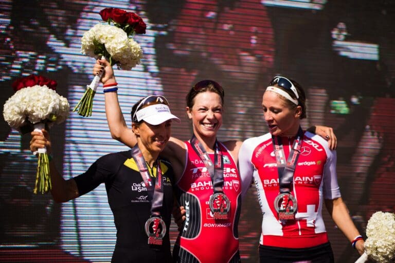 Die Top 3 von Bahrain: Anne Haug, Holly Lawrence und Daniela Ryf (v.l.)