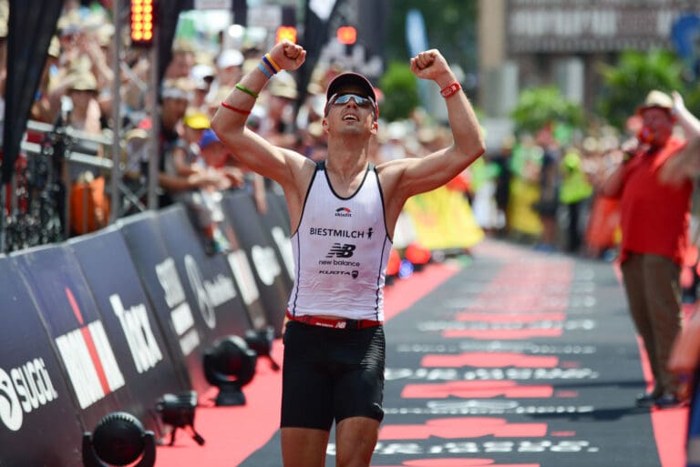 2015: Andi Böcherer wird Dritter beim Ironman Germany - hinter Jan Frodeno und Sebastian Kienle.