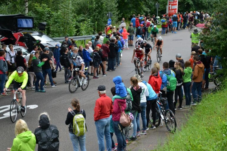 Anziehungspunkt Kalvarienberg: Kein Meter des steilen Anstiegs war mehr frei