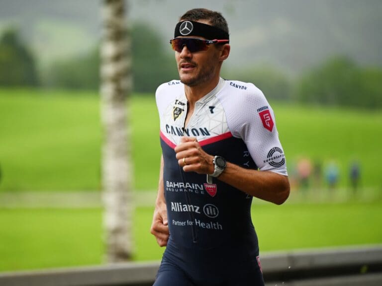 Jan Frodeno auf dem Weg zum Wendepunkt in Richtung Rettenberg