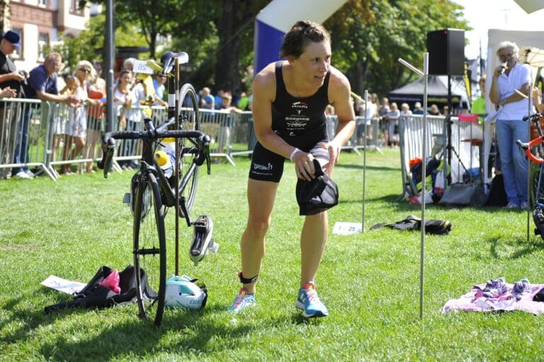 Lena Berlinger hat den Sieg beim BASF Triathlon Cup Rhein-Neckar bereits vor dem letzten Rennen in der Tasche