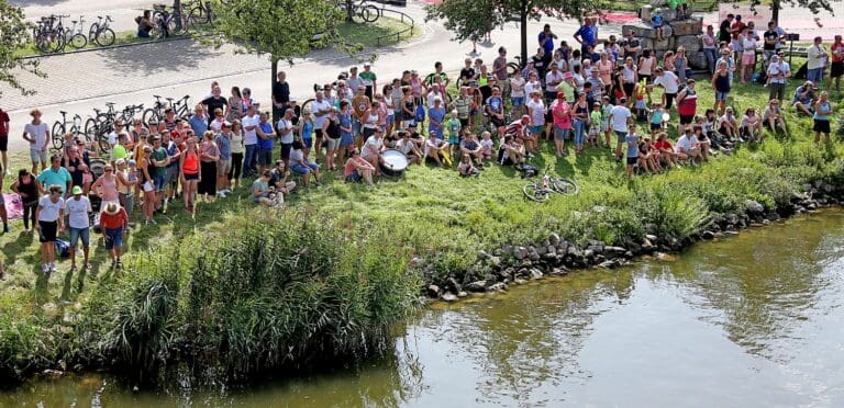 Fullhouse am Main-Donau-Kanal