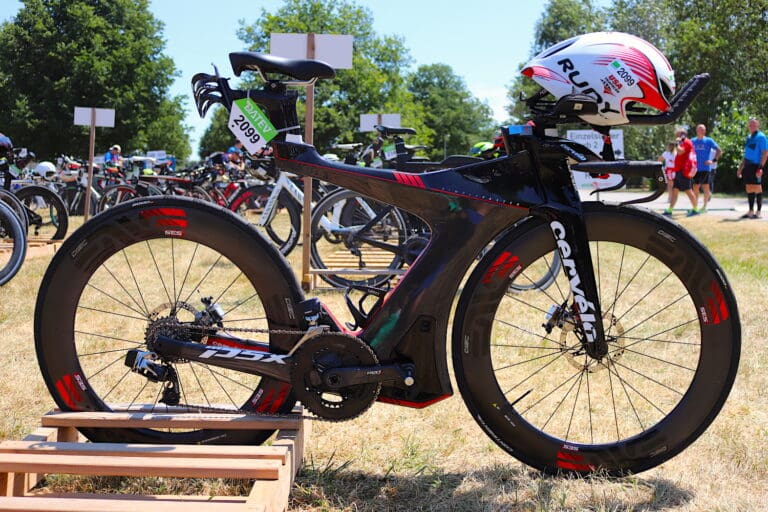 Auf hochglanz poliert dieses Cervelo P5x