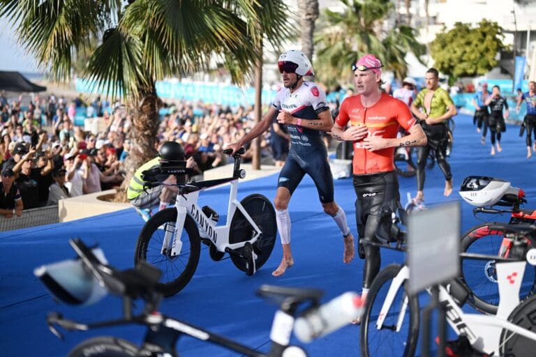 Jan Frodeno Seite an Seite mit dem späteren Sieger Max Neumann