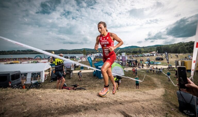 Die Schweizerin Loanne Duvoisin: Zweite beim Short Track, Siebte beim Xterra Germany