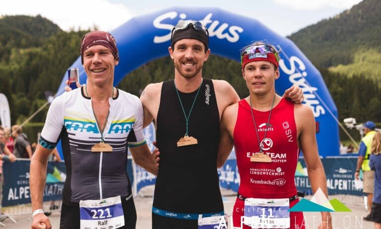 Die Top 3 des Sixtus Schliersee Alpentriathlon 2017: Ralf Preissl, Niclas Bock und Jonas Hoffmann