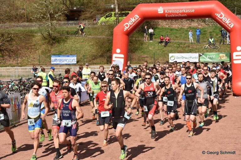 Start zur 20. Ausgabe des Eifeler Crossduathlons