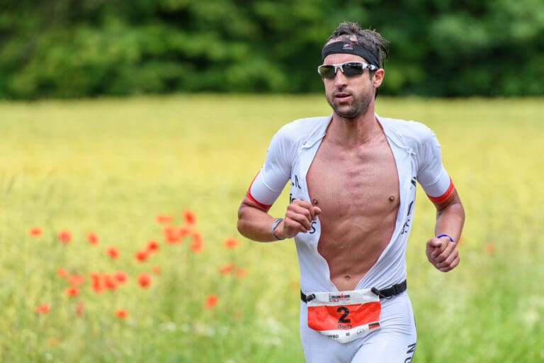 2016: Boris Stein auf dem Weg zum Sieg beim Ironman 70.3 Kraichgau