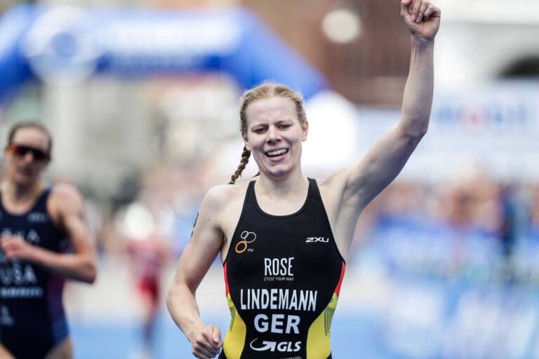 Laura Lindemann rennt in Hamburg als Dritte erstmals auf das Podest bei einem Rennen der ITU World Triathlon Series