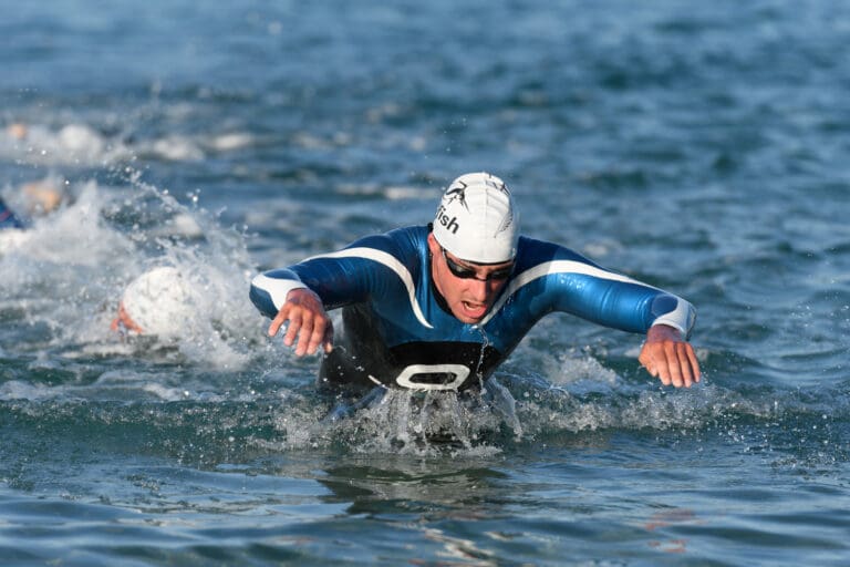 In Delfinsprüngen geht´s dem Schwimmausstieg entgegen