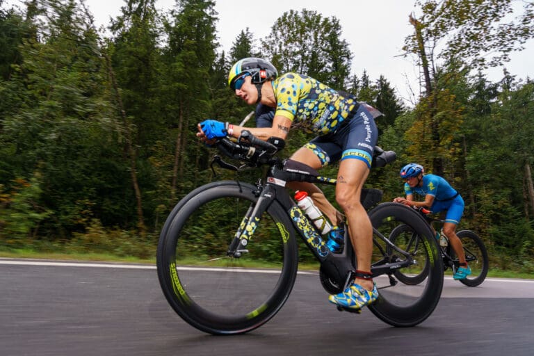 Ihre Konkurrentin ist die Britin Laura Siddall, die als Titelverteidigerin an den Walchsee kam