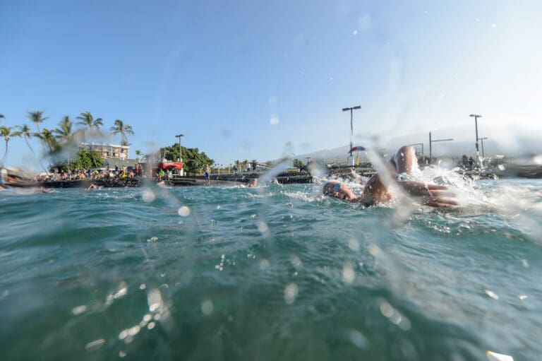 Gleich ist der Ho´ala Swim geschafft. Wo wohl die Uhr stehen bleibt?