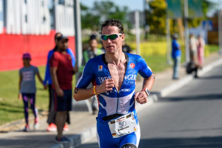 Andreas Raelert sollte einen konstanten schnellen Halbmarathon laufen - 1:12:56 Std. wurden für den Rostocker gestoppt