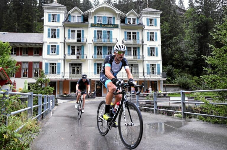 Ein paar flache Meter bei der Auffahrt zur Großen Scheidegg gibt´s beim Hotel Rosenlaui