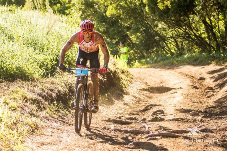 Ruben Ruzafa in Führung auf dem Bike