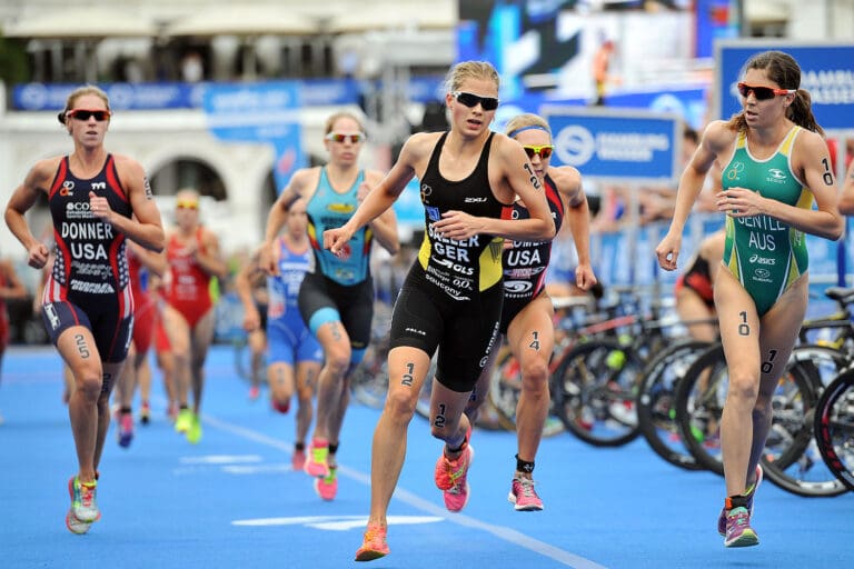 Sophia Saller beim Start auf die letzten fünf Kilometer