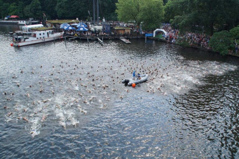 Start zum BerlinTriathlon