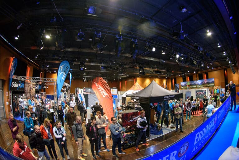 Drei Tage lange drehte sich in der Neuen Stadthalle Langen wieder alles um den Triathlonsport