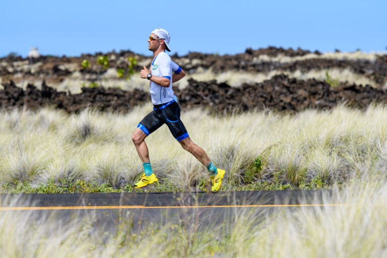 Flug durchs Energy Lab: Patrick Lange lief, lief und lief. Und lief mit einem 2:39:45 Stunden-Marathon zum Kona-Laufrekord und zu Rang drei.